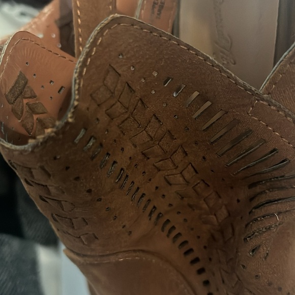 Universal Thread-Target heals - Picture 2 of 4